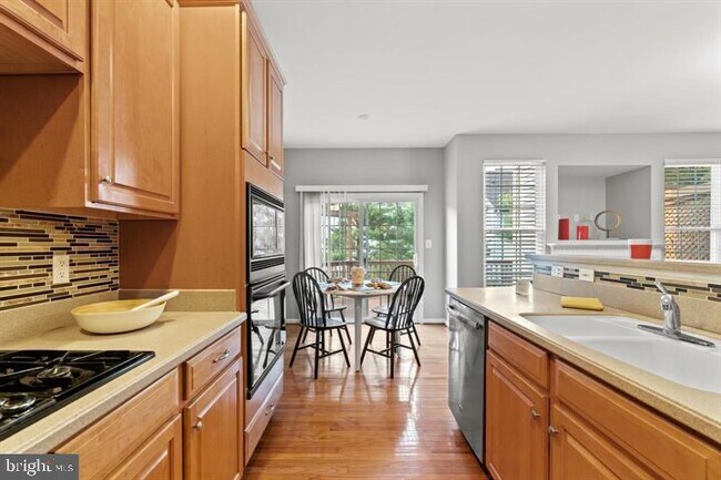Foto del edificio - 25840 Kirkwood Square