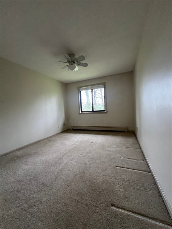 Foto del edificio - 655 W Lowell Ave