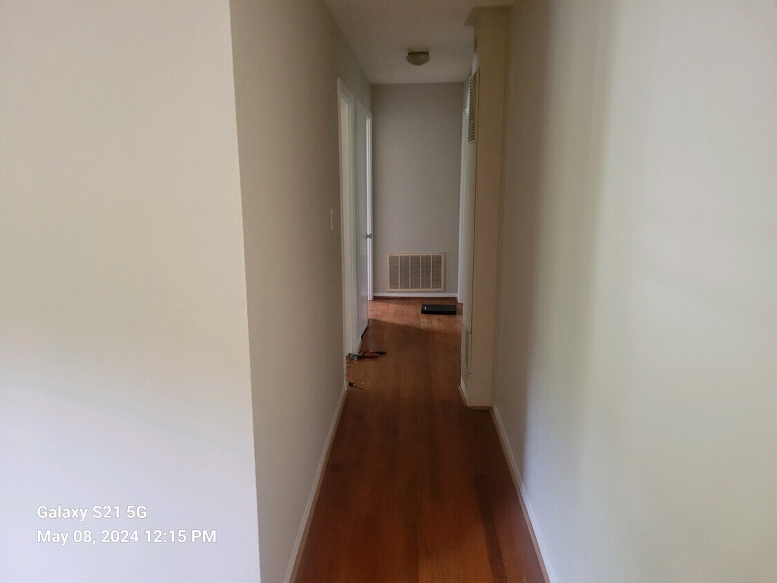 Building Photo - 9315 Feldbank Dr