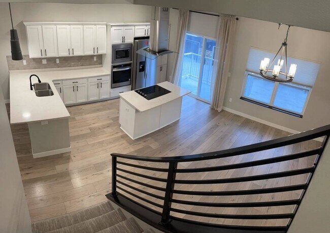 Building Photo - APPLICATIONS PENDING -- MOVE IN SPECIAL AL...