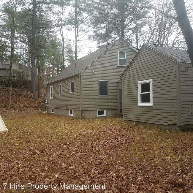 Building Photo - 257 Hudson Rd