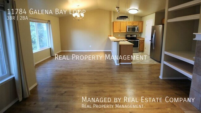 Building Photo - Three Bed Eagle River Townhome Close to JBER