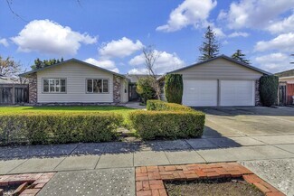 Building Photo - 1020 The Dalles Ave