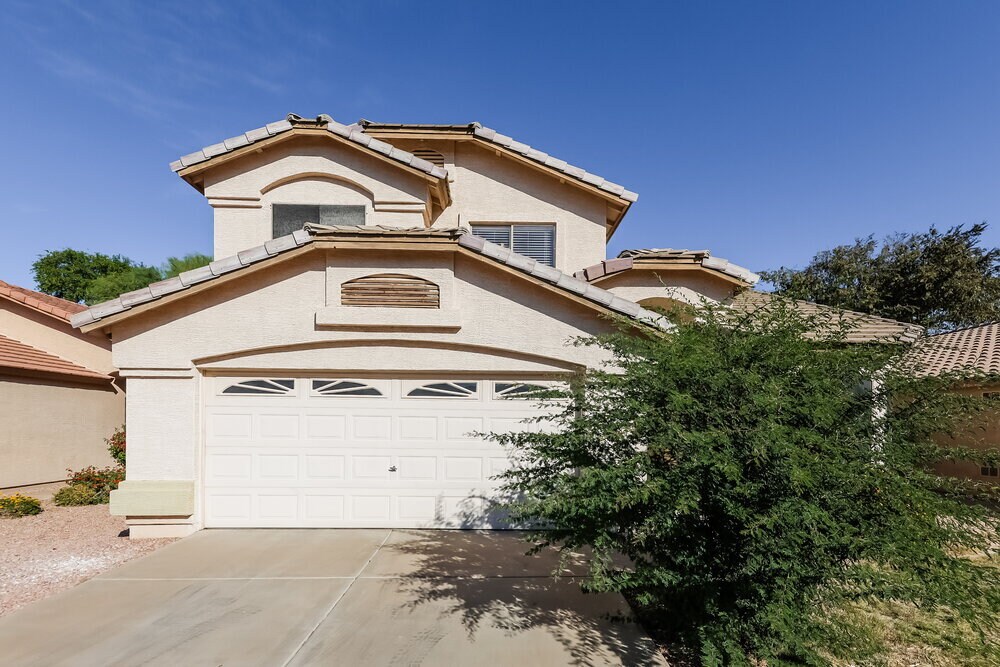 Foto principal - 548 E Cathy Dr