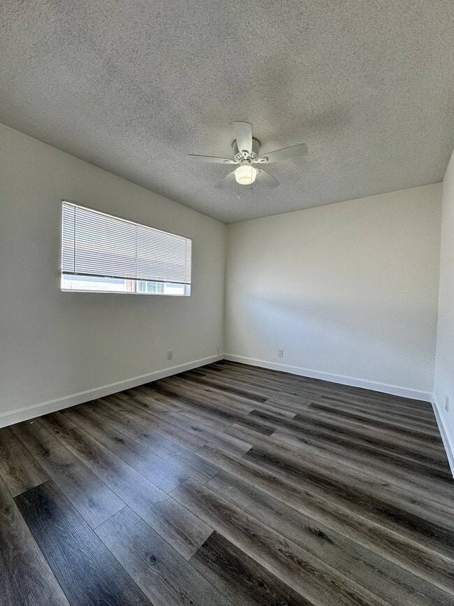 Foto del interior - 11736 S Vermont Ave.