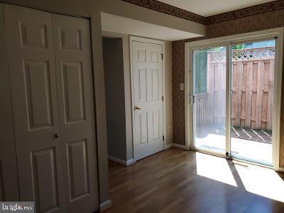 Building Photo - 7936 Holly Rd