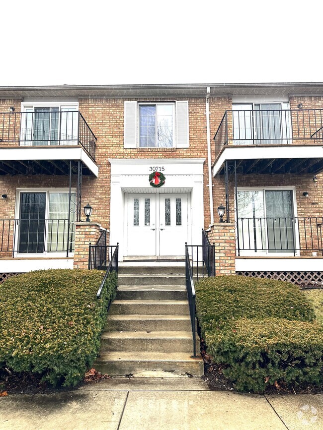 Building Photo - 30715 Shiawassee St