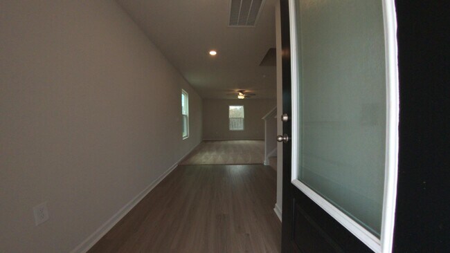 Building Photo - 1713 Nia Rd
