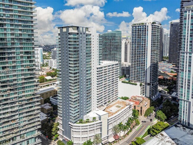 Foto del edificio - 1250 S Miami Ave