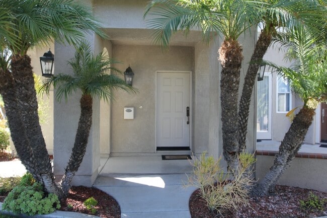 Building Photo - 6120 Paseo Valiente