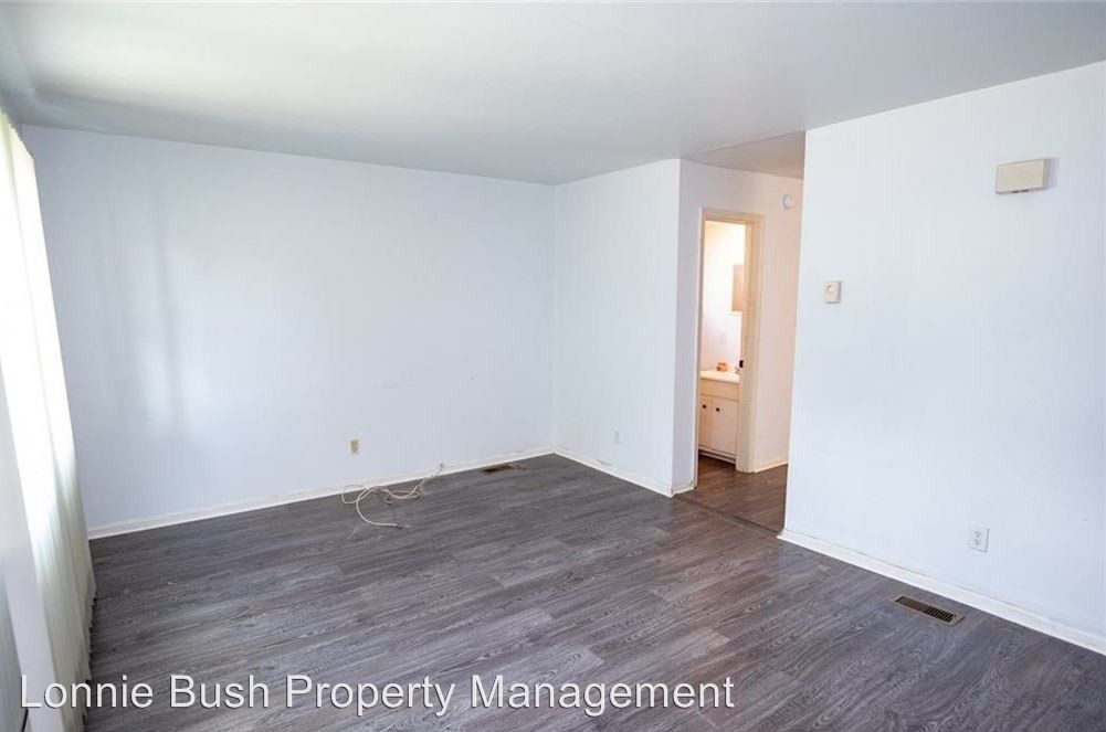 Building Photo - 3 br, 1.5 bath House - 218 W Taylor Ave