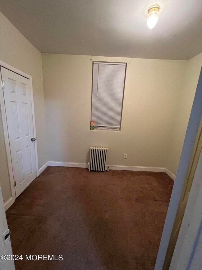 Foto del edificio - 462 Compton Ave