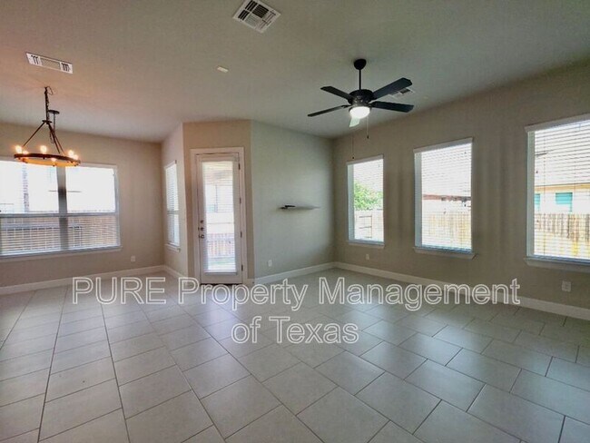 Building Photo - 3356 Pablo Cir