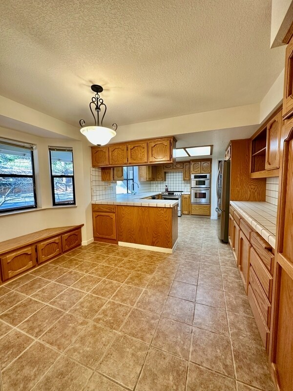 Building Photo - 15593 Carrie Dr