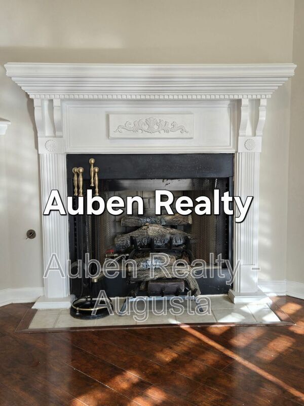 Foto del edificio - 2727 Brickrun Pl