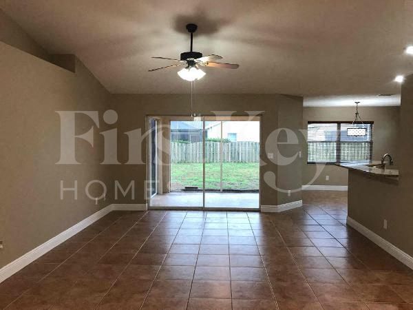 Foto del edificio - 6215 61st Street East