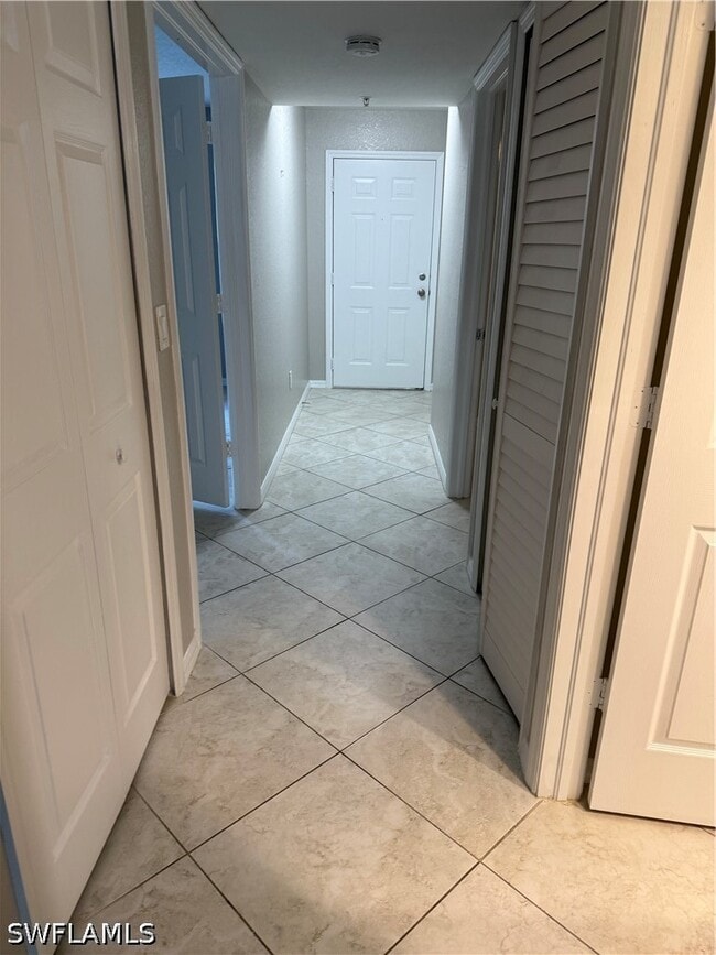Building Photo - 15415 Cedarwood Ln