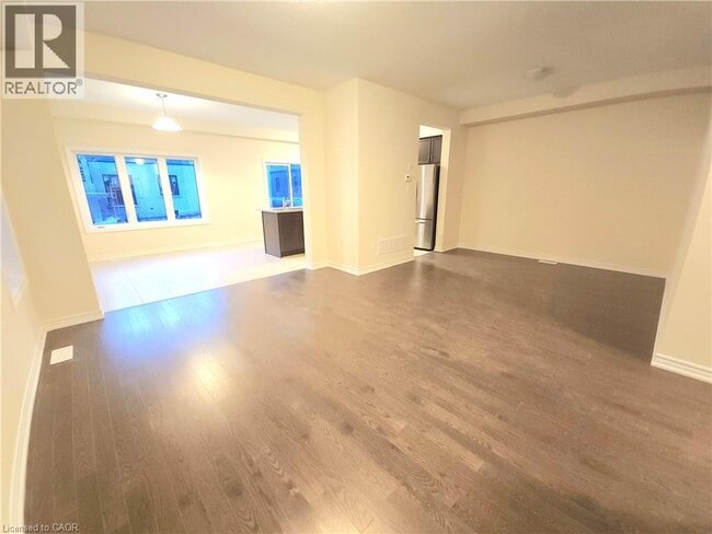 Building Photo - 15 Copeman Ave