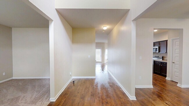 Building Photo - 380 Stablebridge Dr