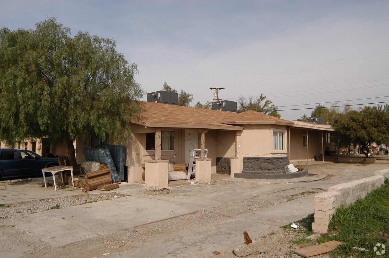 Foto principal - 66220 1st St