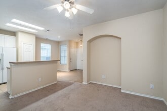 Building Photo - 207 N Burberry Park Cir