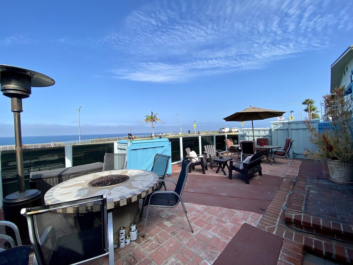 Primary Photo - 3824 Carlsbad Blvd