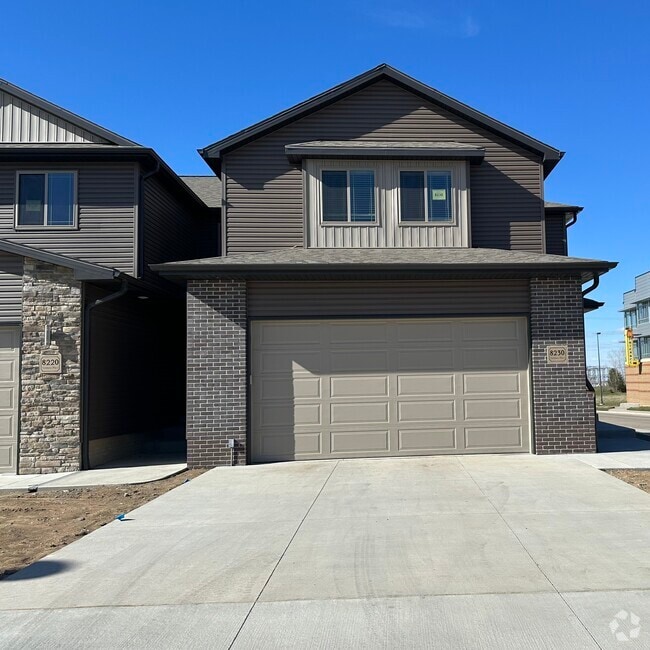 Northern Lights Townhomes Apartments for Rent Lincoln, NE 3 Rentals