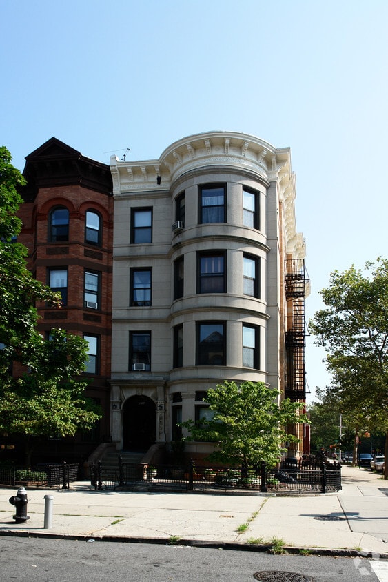 Primary Photo - 429 3rd St