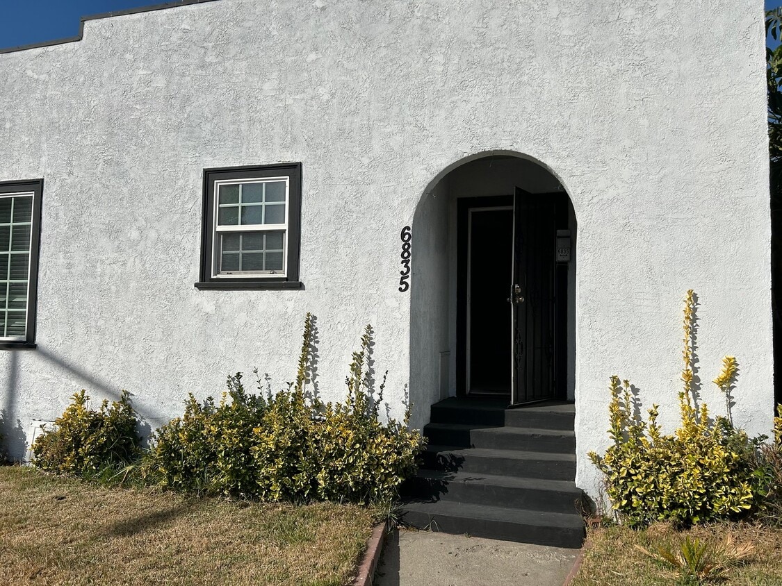 Photo - 6835 Newell St (Huntington Park, CA)