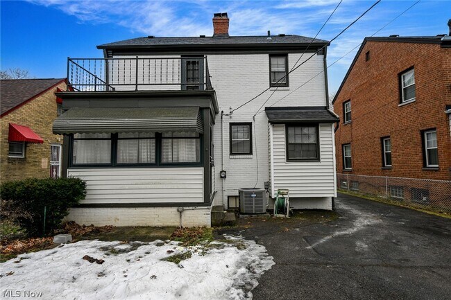 Foto del edificio - 3699 Bainbridge Rd