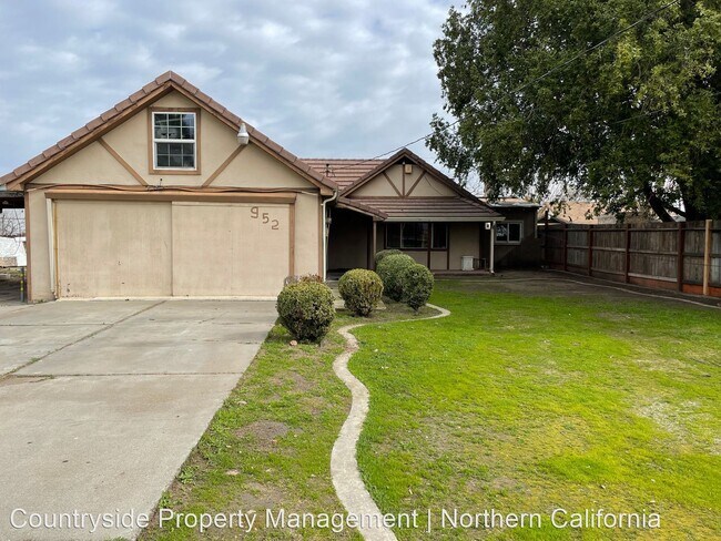 Building Photo - 3 br, 3 bath House - 952 S Carroll Ave