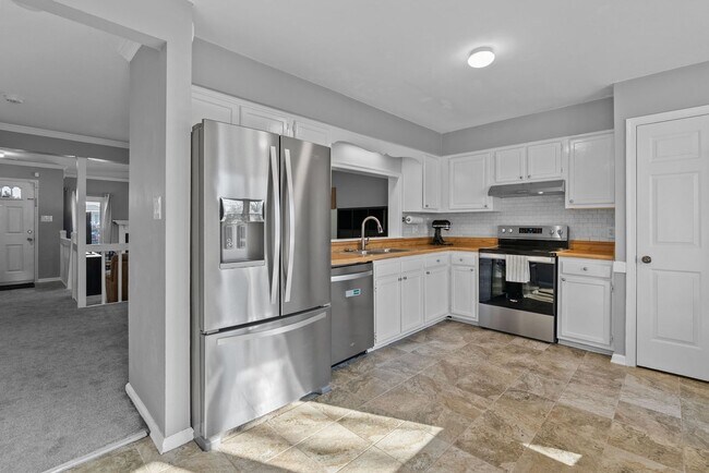 Foto del edificio - Beautiful Townhouse-Style Home in Virginia Beach!