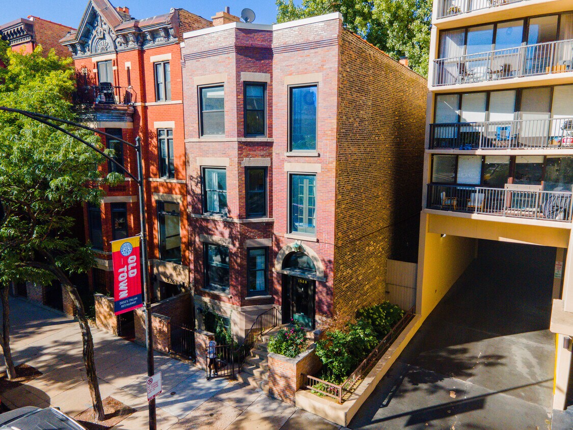 1528 N La Salle St Unit 3, Chicago, IL 60610 Condo for Rent in