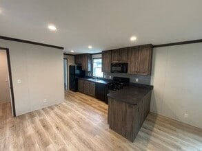 Building Photo - 262 Cambridge Dr
