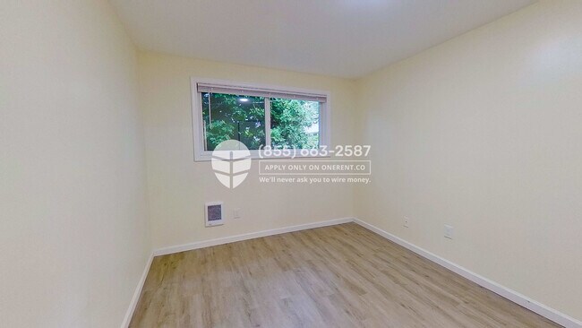 Foto del edificio - 11211 NE 68th St