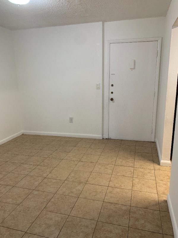 Foto del edificio - 6130 W 19th Ave