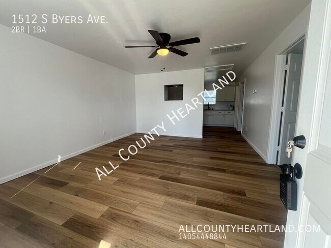 Foto del edificio - Completely updated 2bed 1 bath in OKC!