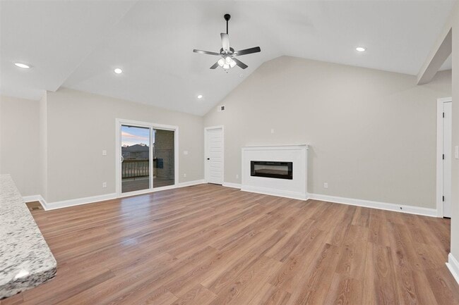 Building Photo - 722 Sheldrake Ln