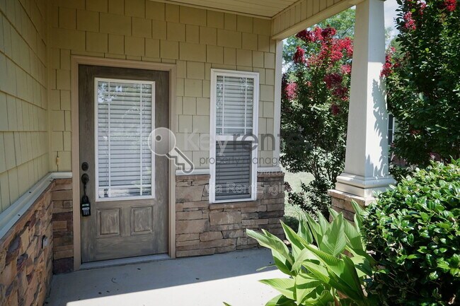 Foto del edificio - 5410 Mandarin Cir