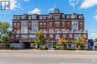 Building Photo - 15450-15450 Yonge St