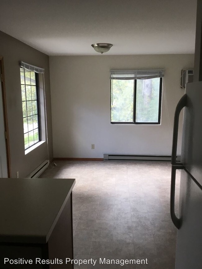 Building Photo - 9611 Bagly Dr