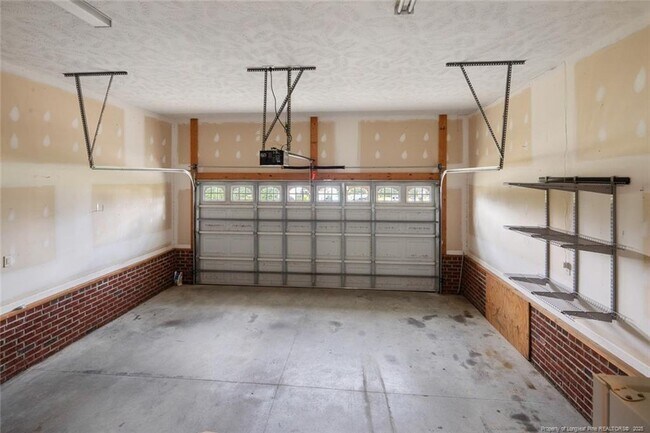 Building Photo - 106 Downing Ct