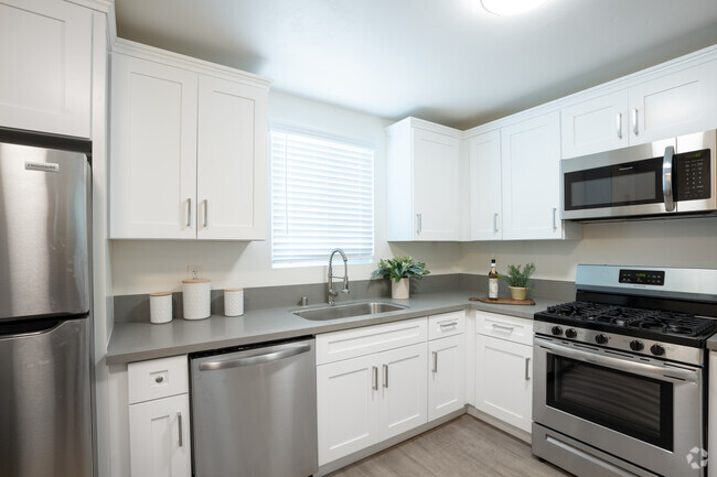 Kitchen 2BD 1BA Unit 14 - The Grand at Vista Village