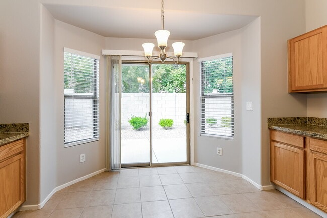 Foto del edificio - 6743 Bison Creek St