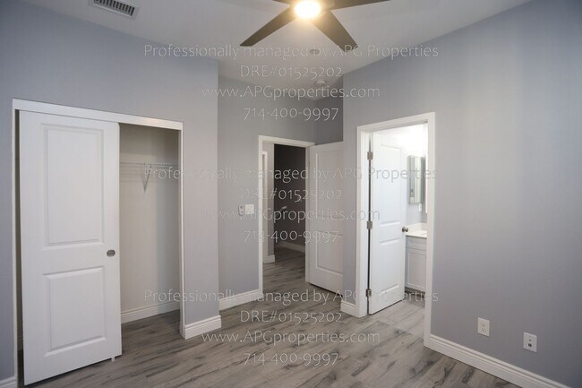 Foto del edificio - 9315 Alondra Blvd