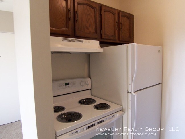 Building Photo - READY FOR IMMEDIATE MOVE IN