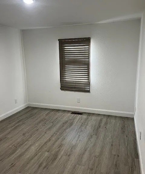 Foto del edificio - 601 Rizek Dr