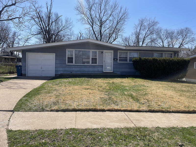3008 Glade Ave, Jennings, MO 63136 House Rental in Jennings, MO