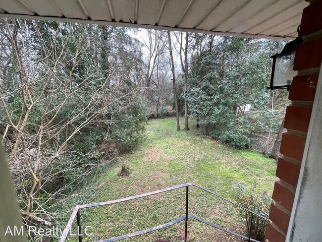 Building Photo - 3 br, 1 bath House - 1855 Camp Greene Street