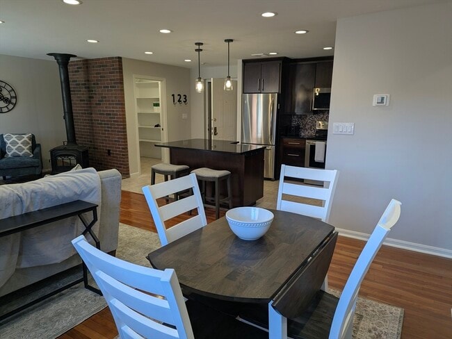 Foto del edificio - 20 Central St